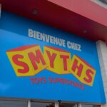 sign of a smyths toy store in France